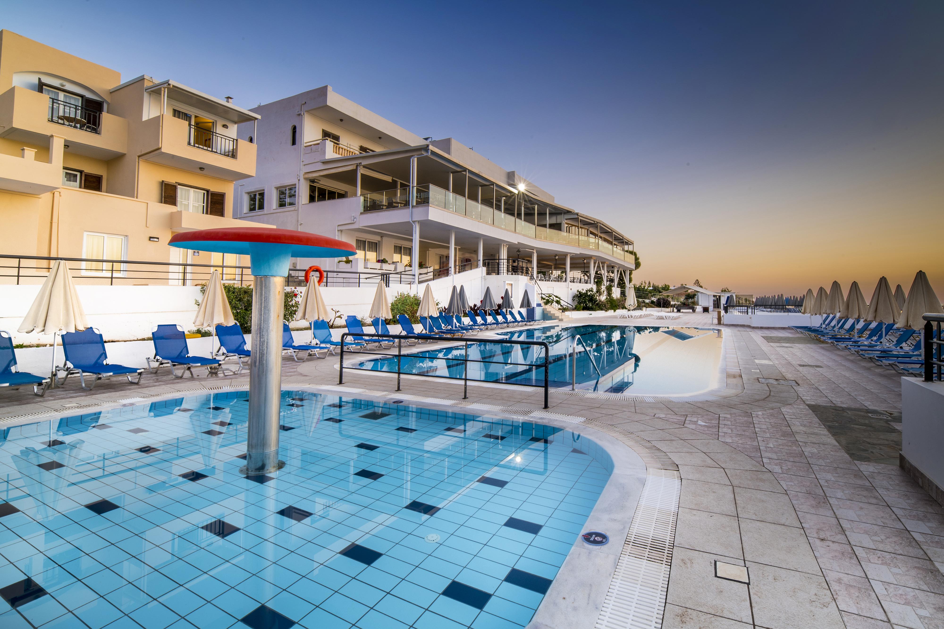 Horizon Beach Stalida 外观 照片